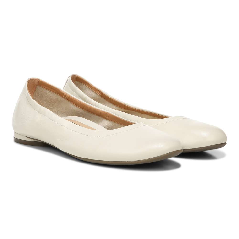 Alexa Flat - Cream - Image 8