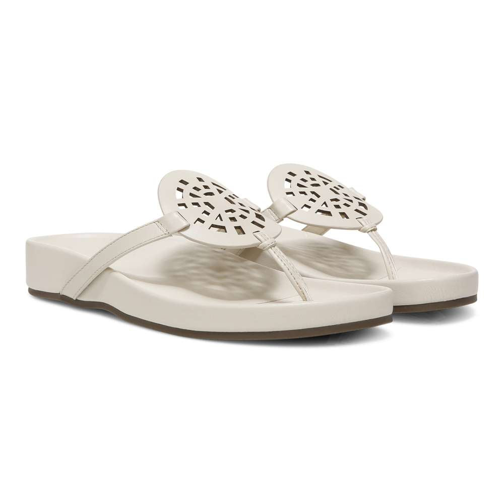 Solari Toe Post Sandal - Cream - Image 8